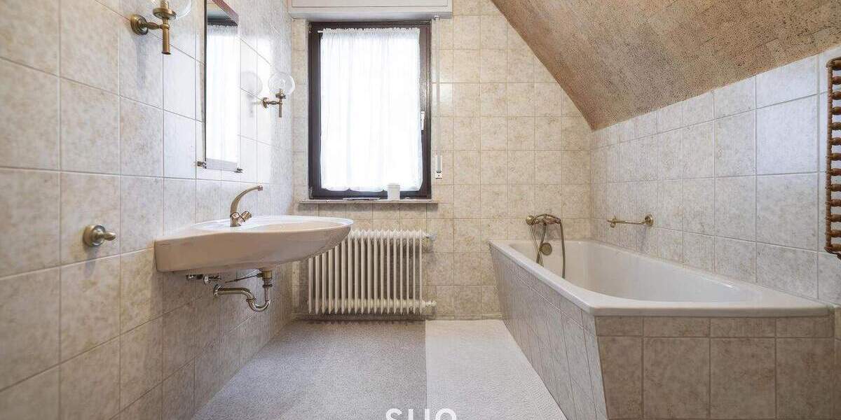 Einfamilienhaus Kelsterbach - 7 Zimmer, 141 m&sup2;, 699.000&euro; | Angebot:25737508