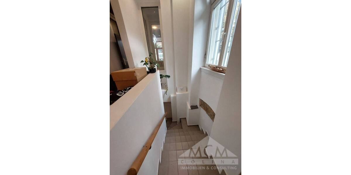 @MCM Eckladen Büro mit vielen Möglichkeiten im Nordend 4 zimmer