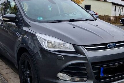 Ford Kuga 201.000 km 7.600 &euro; Wehrheim 61273