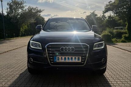 Audi Q5 260.000 km 16.900 &euro; Rüsselsheim 65428