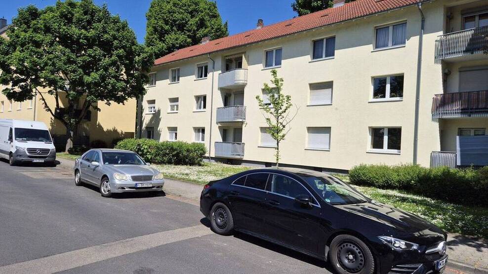 Attraktive 2-Zimmer hochparterre Wohnung in begehrter Lage 2 zimmer