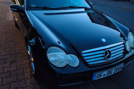 Mercedes-Benz CL 200 140.000 km 3.000 &euro; Mainhausen 63533