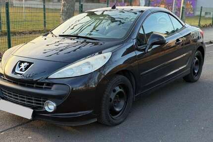 Peugeot 207 127.000 km 2.200 &euro; hainburg 63512