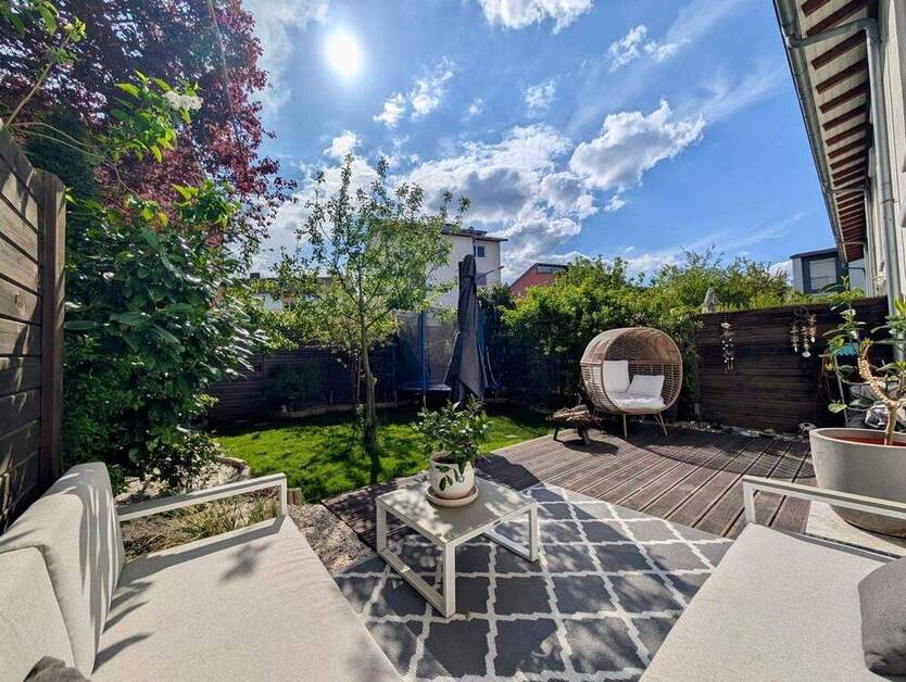 Viel Platz für die Familie: 6 Zimmer, 2 Luxus-Bäder, moderner Gartenbereich 6 zimmer