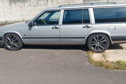 Volvo 945 565.800 km 4.500 &euro; Hammersbach 63574