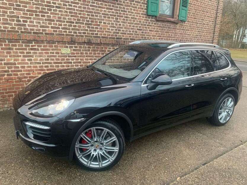 Porsche Cayenne 233.950 km 19.888 € Bad Homburg 61350