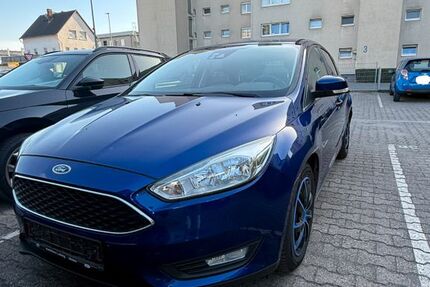 Ford Focus 111.500 km 5.699 &euro; Frankfurt 60489