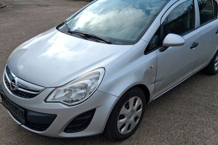 Opel Corsa 102.000 km 1.600 &euro; Bad Nauheim 61231