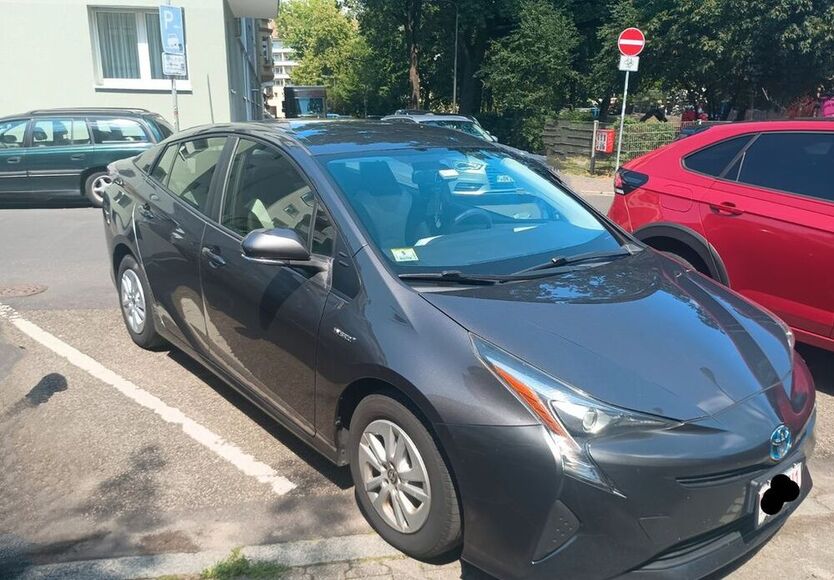 PRIUs
