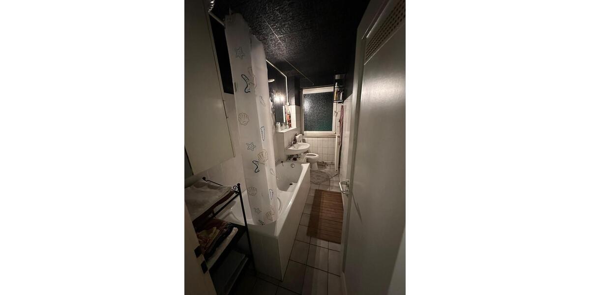 Etagenwohnung Frankfurt am Main Sachsenhausen - 2 Zimmer, 50 m&sup2;, 1.200&euro; | Angebot:26566708