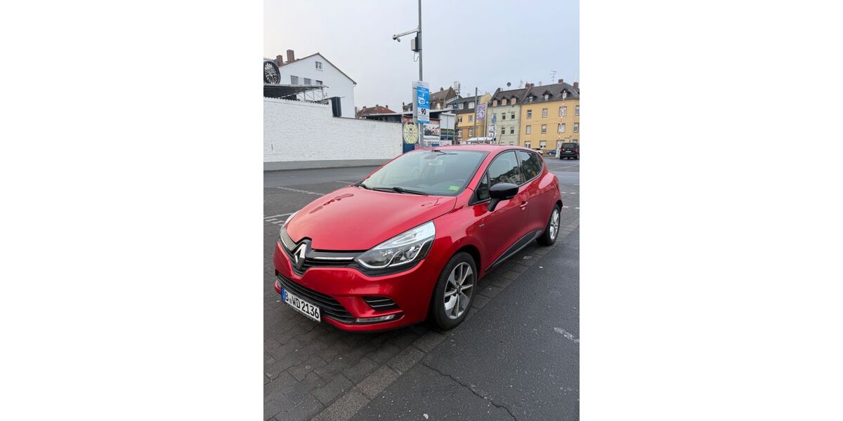 Renault Clio 72.184 km 9.990 &euro; Frankfurt am Main 65934
