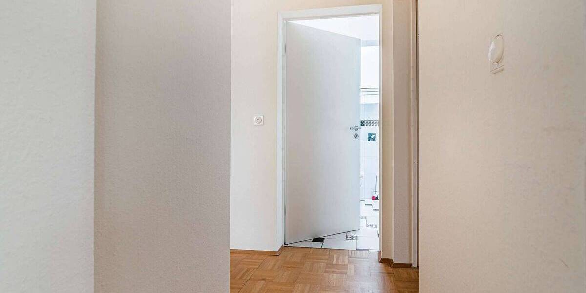 Etagenwohnung Bad Homburg vor der Höhe Bad Homburg - 3 Zimmer, 80 m&sup2;, 1.700&euro; | Angebot:26388794