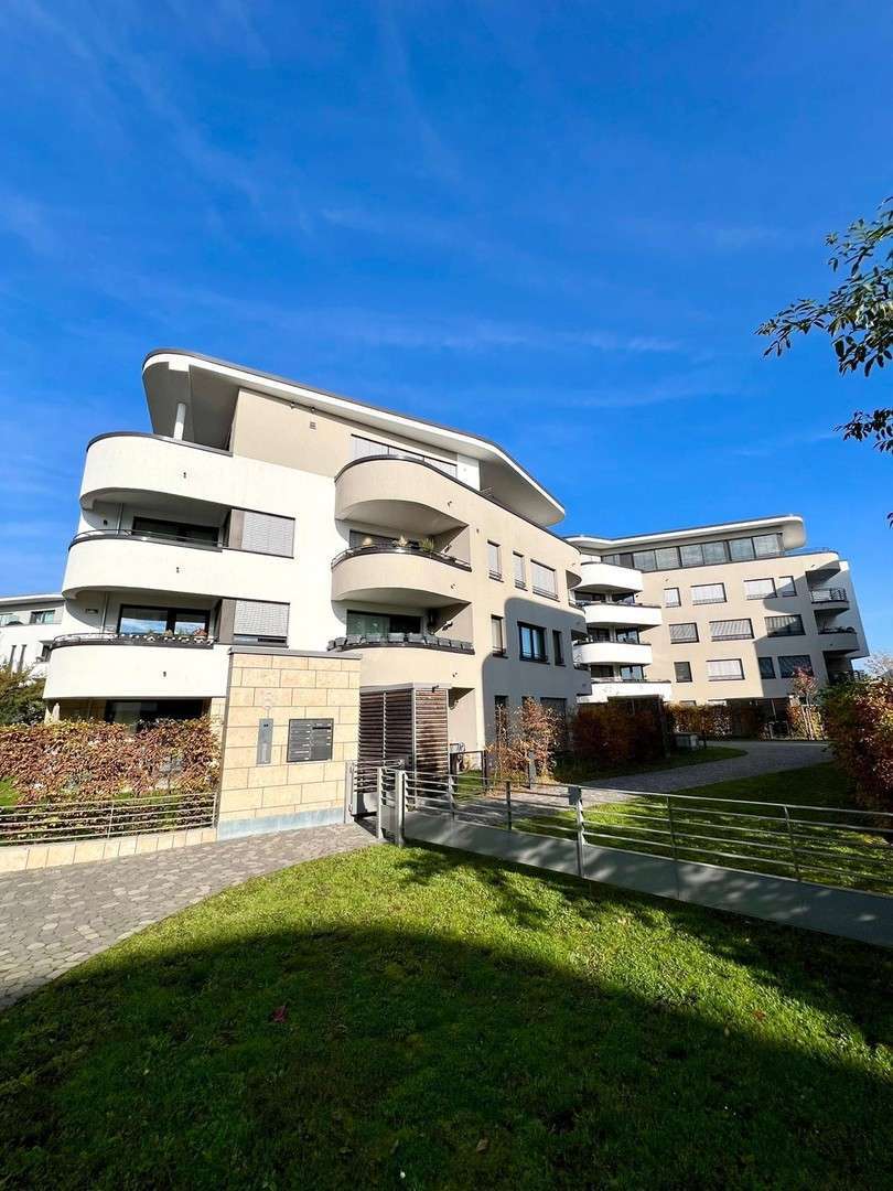 Wohnung zum Kaufen in Frankfurt 709.000 € 79.4 m² 3 zimmer