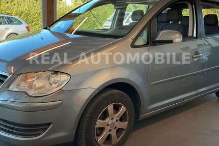 VW Touran 225.000 km 4.500 € Frankfurt 65933
