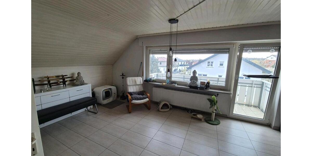 Dachgeschoßwohnung Rödermark - 3 Zimmer, 73 m&sup2;, 900&euro; | Angebot:26232510