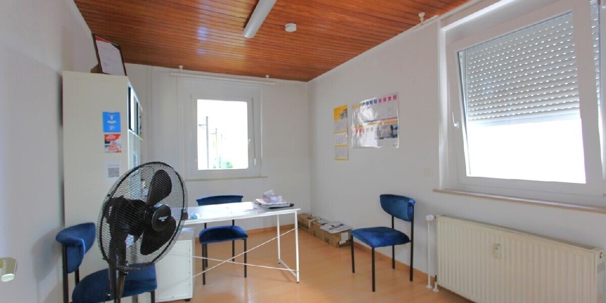 albero:) 3 Wohnungen + Gewerbeinheit auf großem Areal - Mehrfamilienhaus, Wohnhaus Seligenstadt Klein-Welzheim | Angebot:27347355