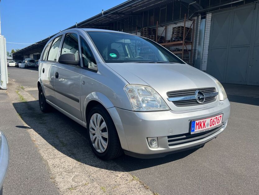 Opel Meriva 160.000 km 2.450 € Hanau 63456