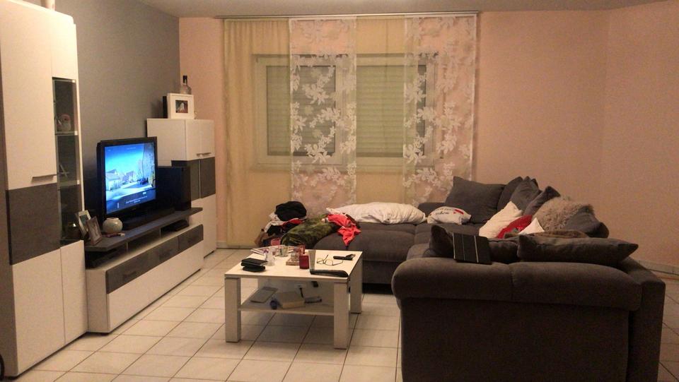 Gepflegte 3,5 Zimmer-Wohnung mit Balkon und Einbauküche in Gründa 3.5 zimmer