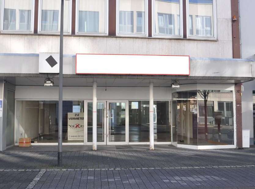 Einzelhandel in Büdingen 2.850 € 285 m²