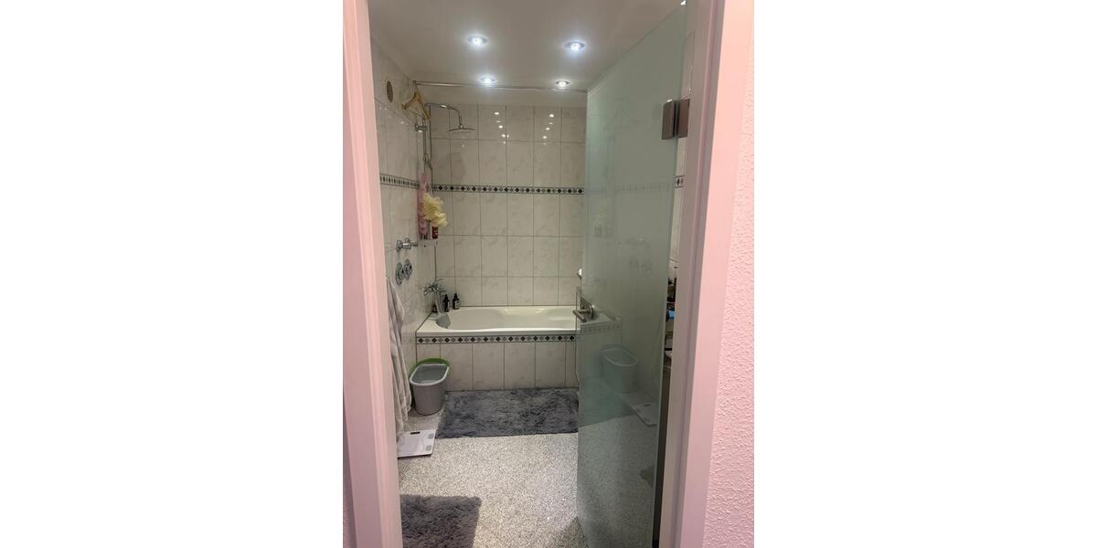 Etagenwohnung Offenbach am Main Hafen - 3 Zimmer, 91 m&sup2;, 349.000&euro; | Angebot:27084491