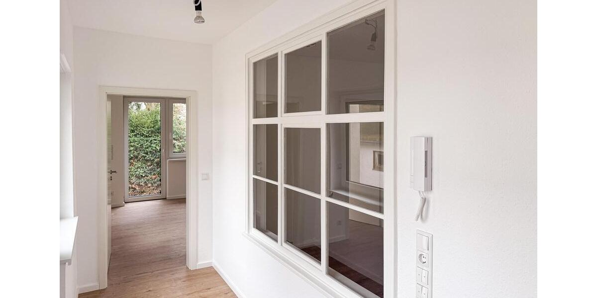 Erstbezug nach Sanierung: Moderne Praxis- oder Bürofläche mit eigenem Zugang zimmer