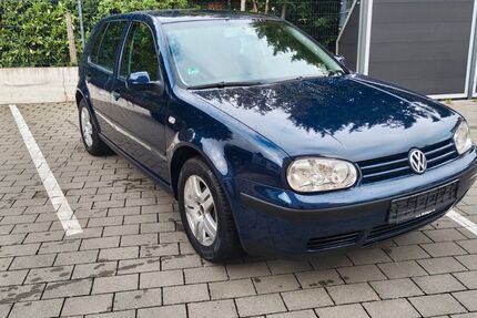 VW Golf 232.734 km 1.600 € Bad Soden 65812