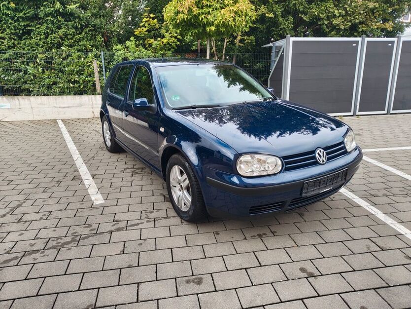 VW Golf 232.734 km 1.600 € Bad Soden 65812