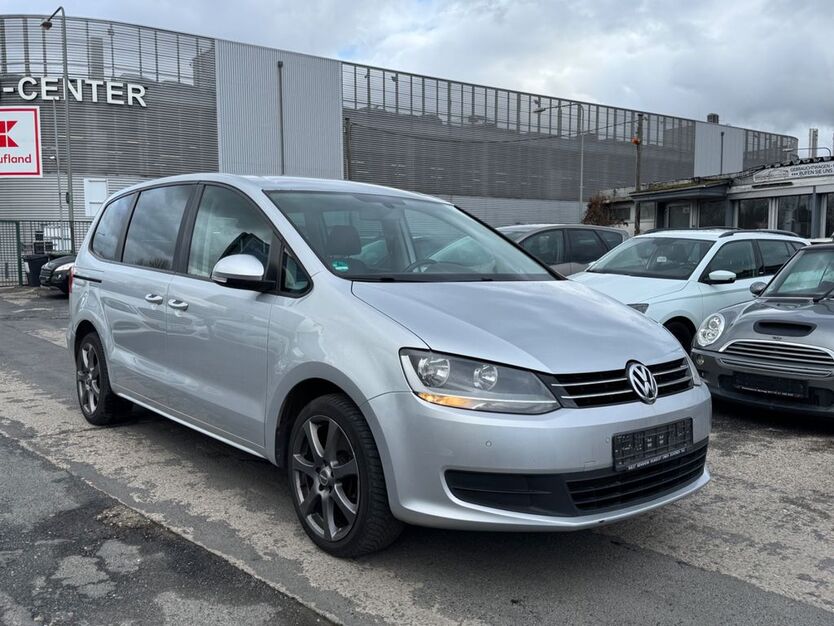 VW Sharan 321.000 km 5.990 € Frankfurt am Main 65933