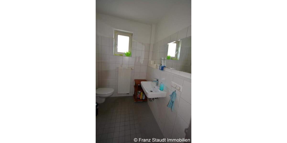 Reihenmittelhaus Aschaffenburg Damm - 5 Zimmer, 100 m&sup2;, 320.000&euro; | Angebot:23824313