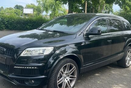 Audi Q7 294.000 km 9.298 &euro; Rüsselsheim 65428