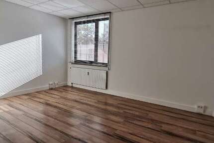 Büro in Nürnberg 830 € 33 m²