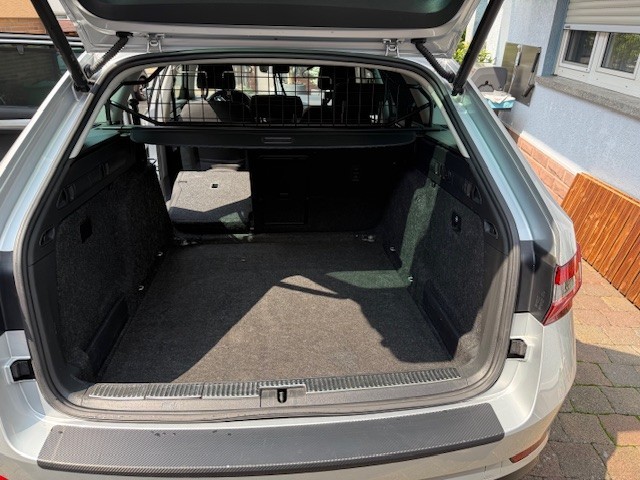 Skoda Superb 104.000 km 21.890 &euro; Langenselbold 63505