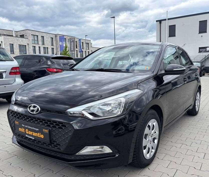 i20