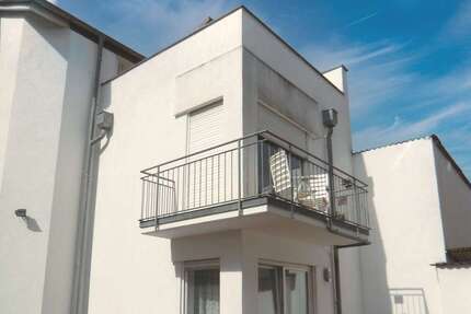 Wohnung Mörfelden-Walldorf Walldorf - 3.5 Zimmer, 98 m&sup2;, 1.200&euro; | Angebot:25395516