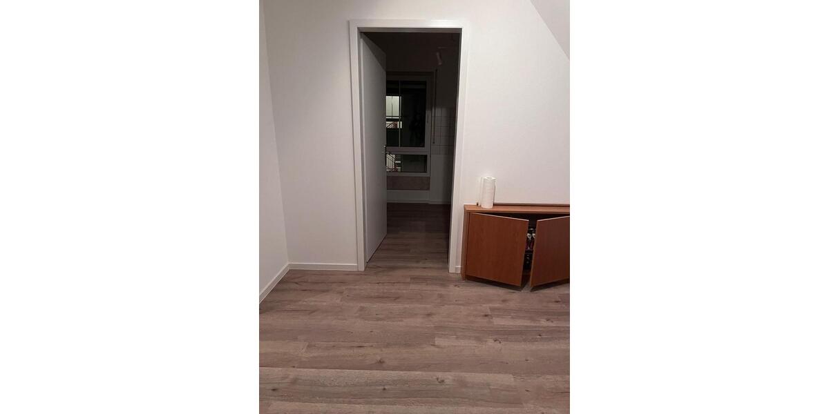 Dachgeschoßwohnung Darmstadt Bessungen - 2.5 Zimmer, 58 m&sup2;, 265.000&euro; | Angebot:26805238