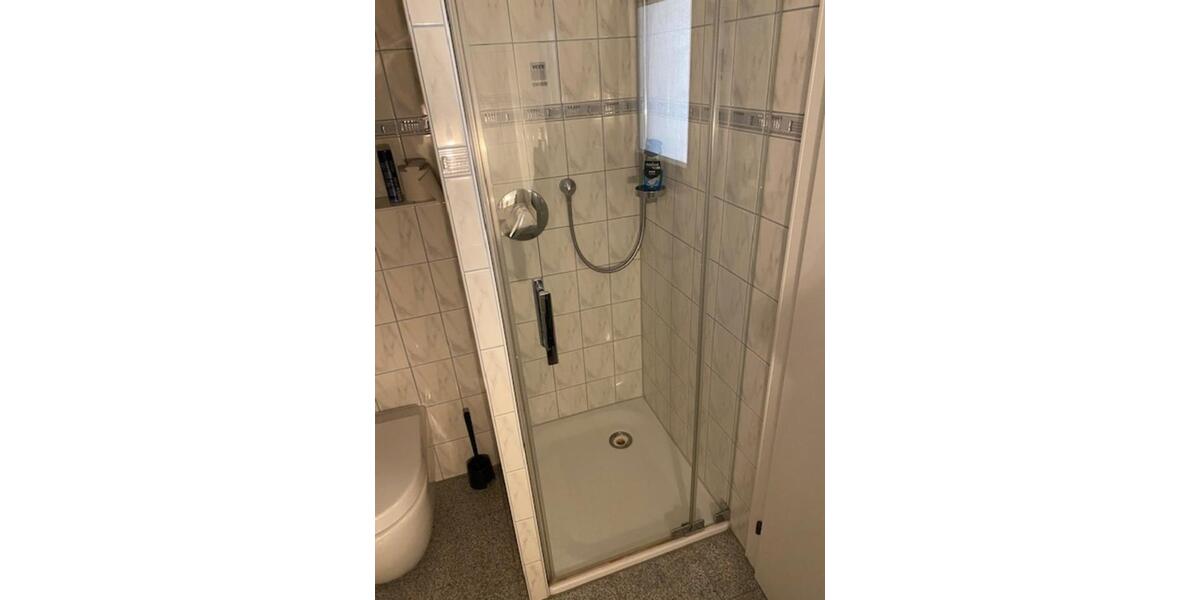 WG-Zimmer in einer 3 Zimmer Wohnung zu vermieten Zimmer 1+3 2 zimmer