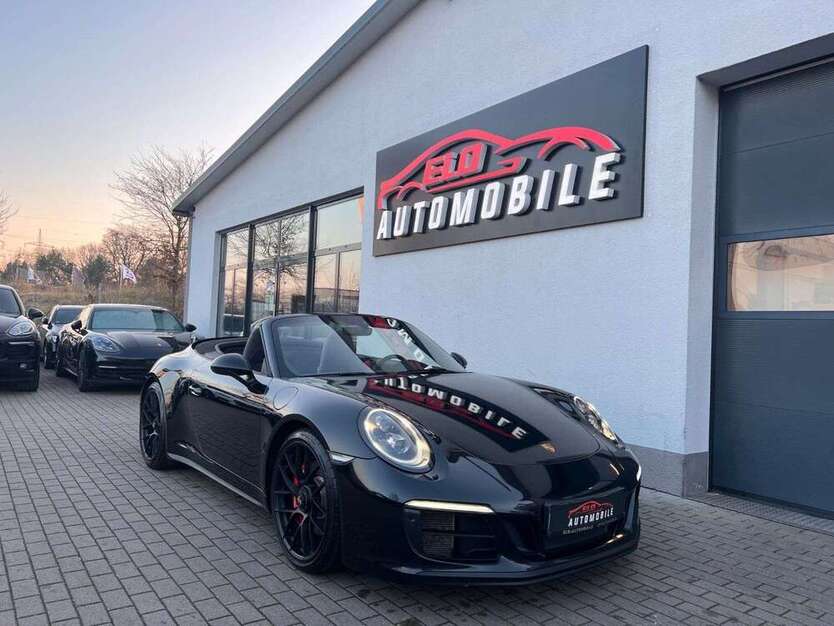 911