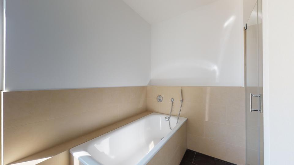 Einfamilienhaus Frankfurt am Main Gallus - 4 Zimmer, 128 m&sup2;, 2.080&euro; | Angebot:26586184