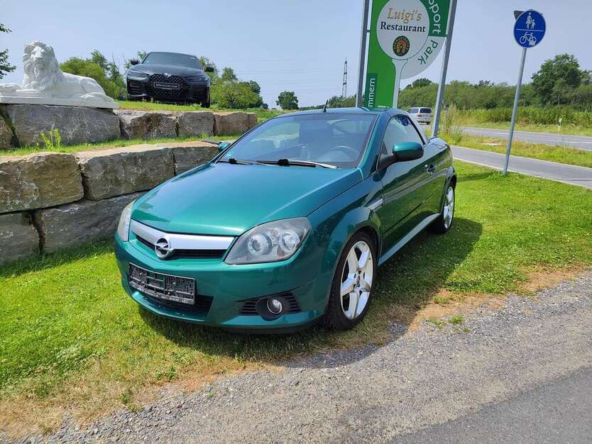 Opel Tigra 129.890 km 3.300 € Gross-Zimmern 64846