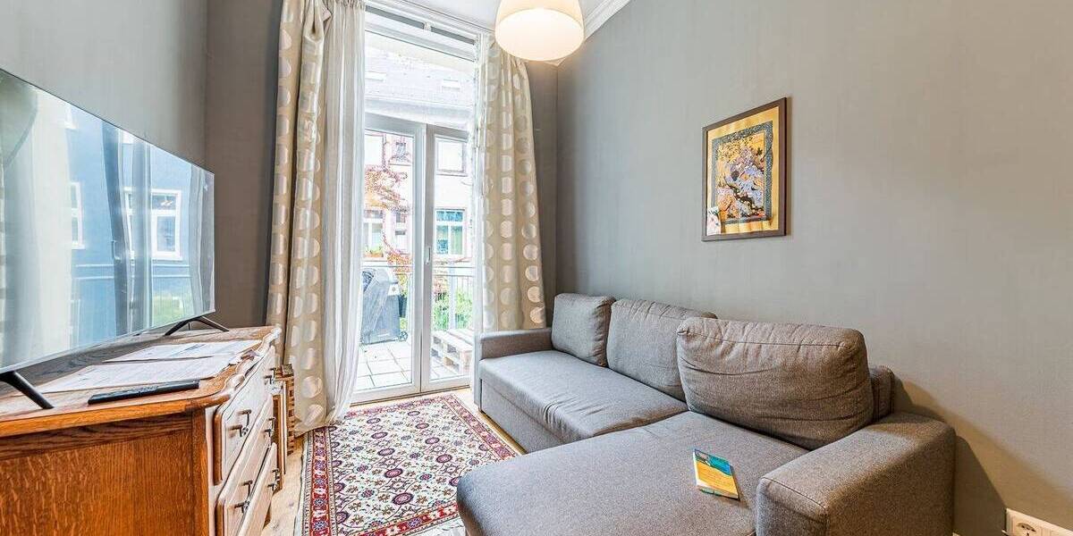 Schöne 3-Zimmer-Altbau-Wohnung mit Balkon in sehr guter Nordendlage 3 zimmer