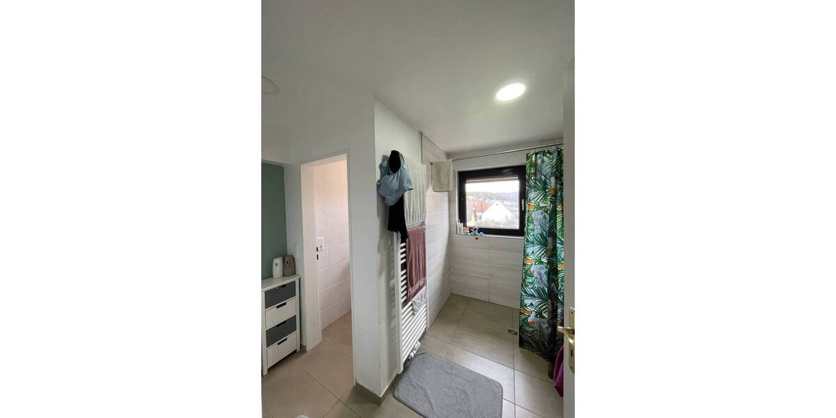 Etagenwohnung Mömbris - 2 Zimmer, 102 m&sup2;, 850&euro; | Angebot:25675690