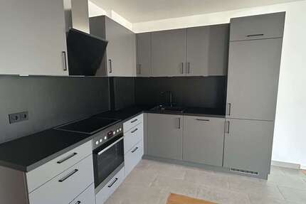 Wohnung Aschaffenburg Damm - 2 Zimmer, 62 m&sup2;, 1.050&euro; | Angebot:23478733