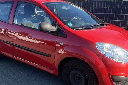 Renault Twingo 146.327 km 2.399 &euro; Darmstadt 64293