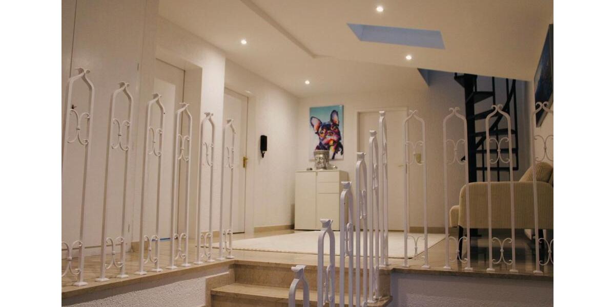 Einfamilienhaus Königstein im Taunus - 4 Zimmer, 178 m&sup2;, 3.000&euro; | Angebot:26216374