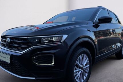 VW T-Roc 29.596 km 22.480 &euro; Bad Soden 65812