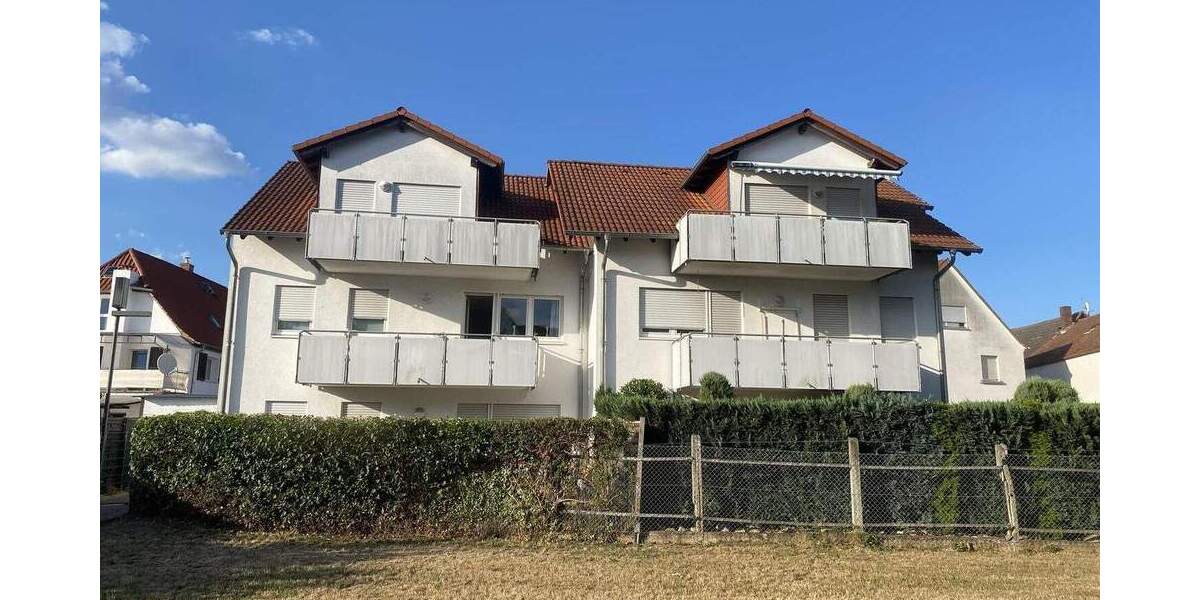 Gemütliche Eigentumswohnung im 1. OG 3 zimmer