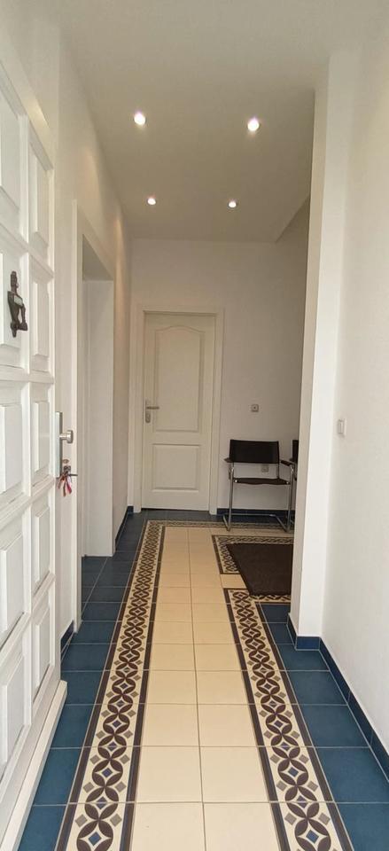 Sehr schöne 2 Zimmer im Stil-Altbau in Offenbach-Zentrum zimmer