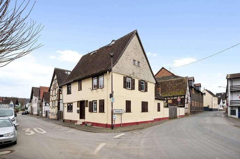 Haus zum Kaufen in Florstadt 209.000 € 170 m²