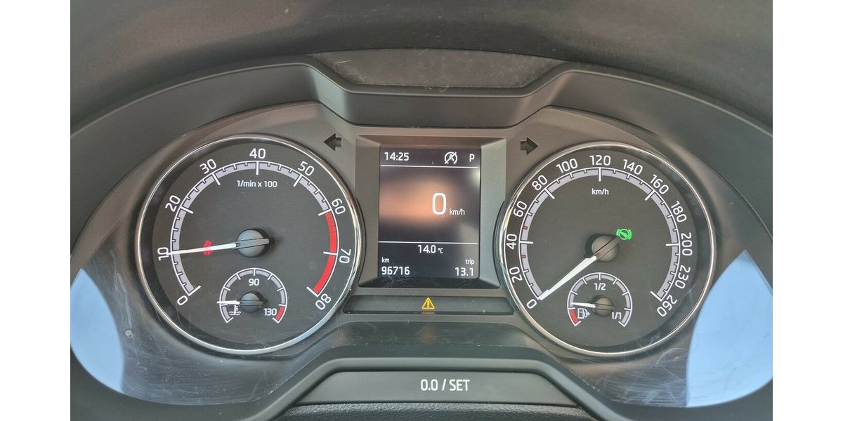 Skoda Octavia 1,5 TSI Soleil DSG, Klimaauto., PDC 96.715 km 14.890 &euro; Rodgau 63110