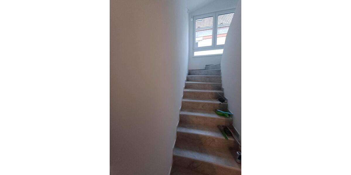 Mietwohnung für 1 bis 2 Familie Neubau 6 zimmer